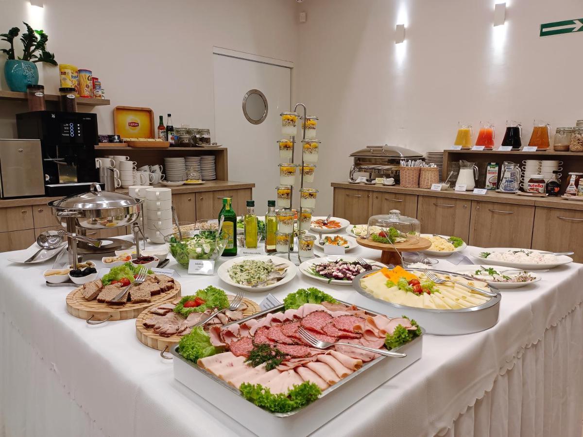 Hotel Willa Odkrywcow Szklarska Poręba Exteriör bild