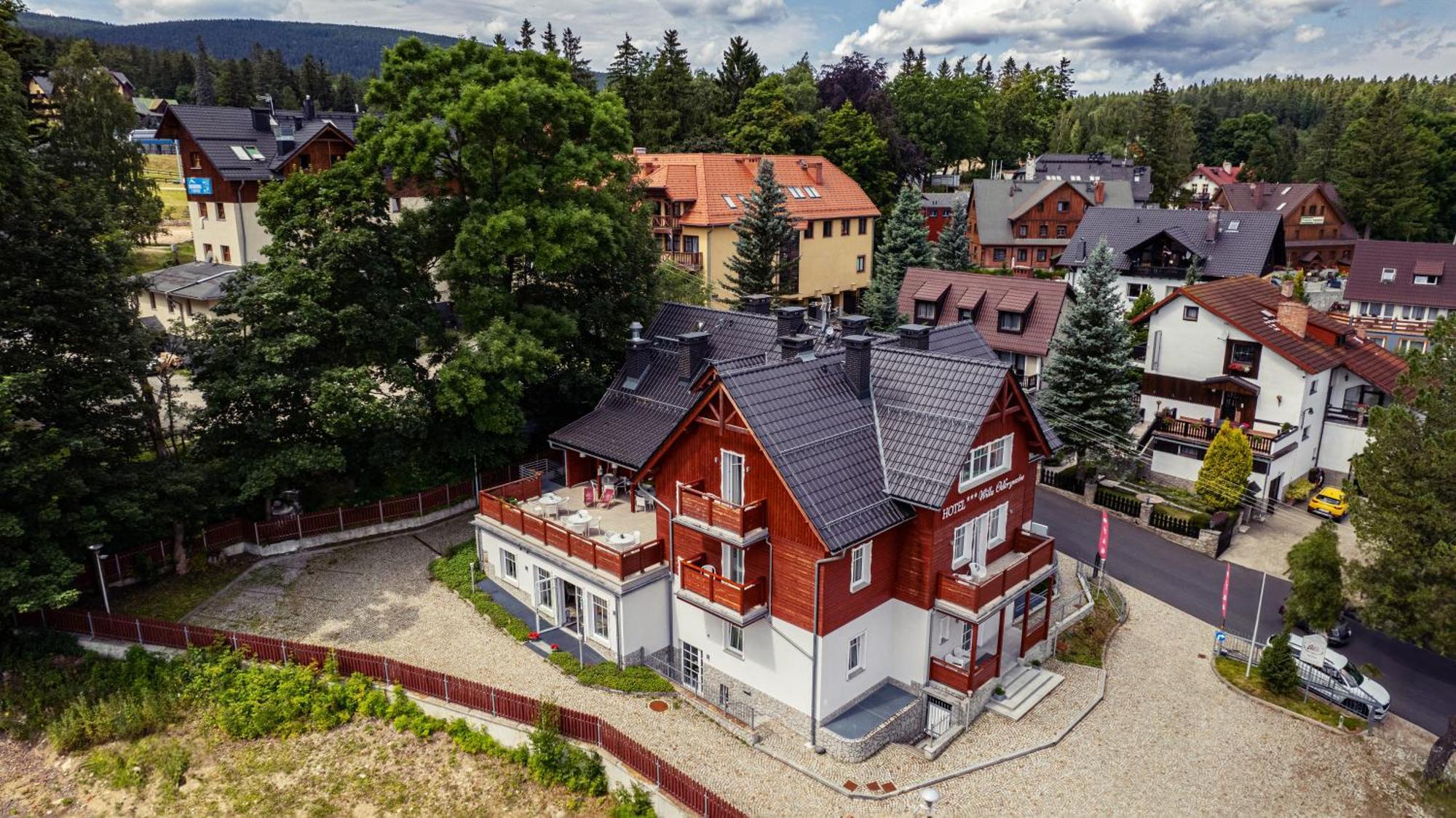 Hotel Willa Odkrywcow Szklarska Poręba Exteriör bild